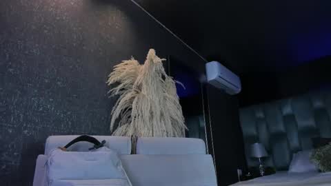 Snapshot of amarettho chatting on February 23, 2026, 9:39 am Emily online show from February 23, 2026, 9:39 am