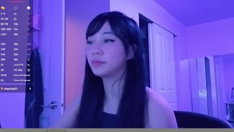 Snapshot of amateuroras chatting on February 3, 2026, 4:21 am leash online show from February 3, 2026, 4:21 am