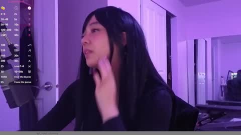 Snapshot of amateuroras chatting on February 3, 2026, 8:25 pm leash online show from February 3, 2026, 8:25 pm