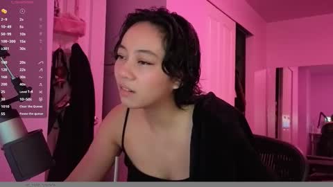 Snapshot of amateuroras chatting on February 23, 2026, 3:15 am leash online show from February 23, 2026, 3:15 am