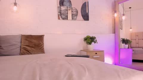  A M A T I S T A   online show from December 9, 2024, 11:13 pm