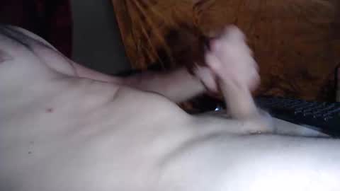 amazingcuteboy845 online show from June 5, 2026, 11:21 pm