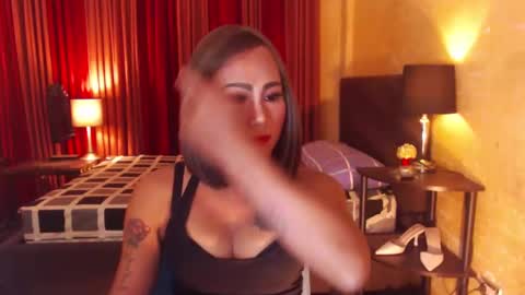 Snapshot of amazingtranskelly chatting on February 13, 2025, 6:48 pm amazingtranskelly online show from February 13, 2025, 6:48 pm