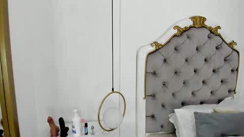 Snapshot of ambar_adamss chatting on January 5, 2025, 11:26 am Sara online show from January 5, 2025, 11:26 am