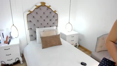 Snapshot of ambar_adamss chatting on March 4, 2025, 11:29 am Sara online show from March 4, 2025, 11:29 am