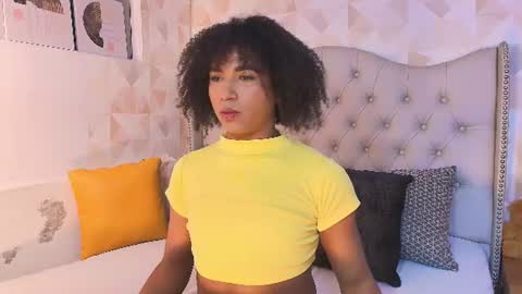 Snapshot of ambar_collin chatting on August 1, 2026, 8:08 pm Ambar online show from August 1, 2026, 8:08 pm