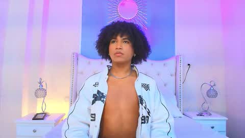 Snapshot of ambar_colling chatting on October 2, 2025, 2:24 pm Ambar Colling online show from October 2, 2025, 2:24 pm