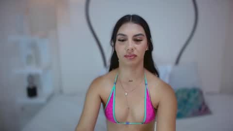 Ambar Collins online show from April 22, 2026, 4:30 pm