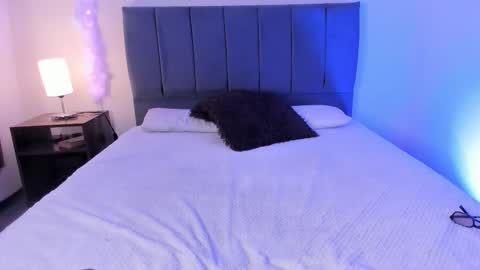 ambar_gh1 online show from October 23, 2025, 7:34 pm