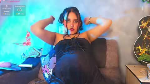 ambardevon_x online show from May 7, 2026, 8:14 pm