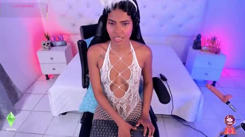  Amber  online show from October 7, 2025, 7:55 pm