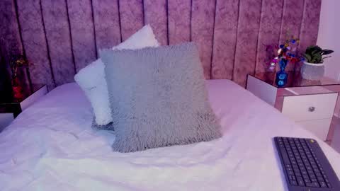  Amber  online show from March 26, 2026, 2:22 pm