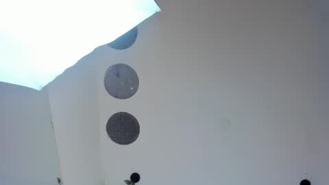 Amber online show from February 12, 2025, 11:51 pm