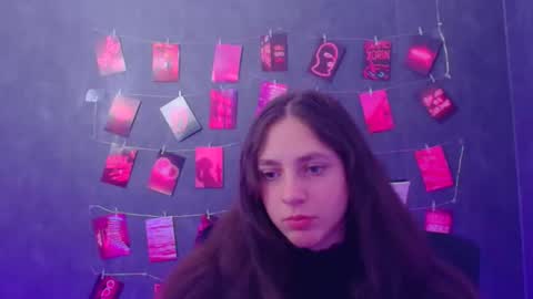 Amber online show from March 25, 2026, 6:36 pm