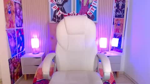 Snapshot of amber_bailey chatting on February 12, 2025, 7:23 am Amber online show from February 12, 2025, 7:23 am