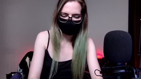 Amber non-nude model online show from December 5, 2024, 5:15 am