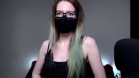 Amber non-nude model online show from December 9, 2024, 1:51 am