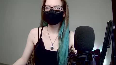 Amber non-nude model online show from February 2, 2025, 9:02 pm