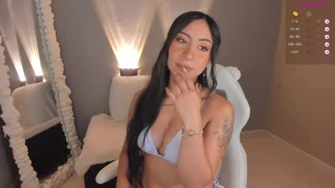 Snapshot of amber_curly chatting on December 9, 2024, 4:47 pm amber_curly online show from December 9, 2024, 4:47 pm
