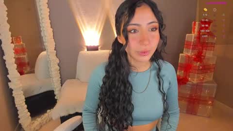 Snapshot of amber_curly chatting on December 30, 2024, 4:29 pm amber_curly online show from December 30, 2024, 4:29 pm