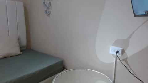 amber_gomez08 online show from January 12, 2026, 12:43 pm