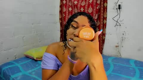 Snapshot of amber_lee20 chatting on January 16, 2026, 12:47 am LUISA online show from January 16, 2026, 12:47 am