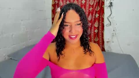 Snapshot of amber_lee20 chatting on March 19, 2026, 7:40 pm LUISA online show from March 19, 2026, 7:40 pm