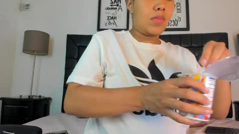 julieta  online show from April 14, 2026, 12:22 pm