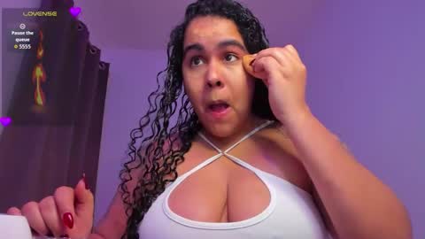 Snapshot of amber_smith20 chatting on September 14, 2025, 12:10 am find me here --- online show from September 14, 2025, 12:10 am