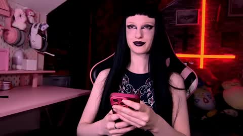 DEMONESS AMBER 666 online show from May 31, 2026, 3:36 am