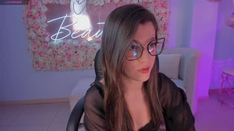 Amber  online show from December 16, 2024, 8:05 pm