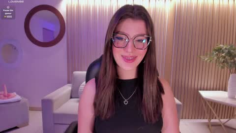 Amber  online show from February 3, 2025, 8:46 pm