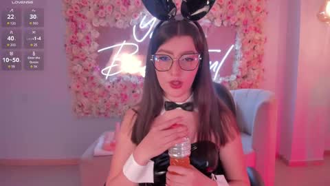 Amber  online show from February 18, 2025, 7:41 pm