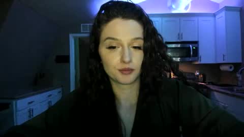 amberkinsley online show from May 1, 2026, 7:24 am