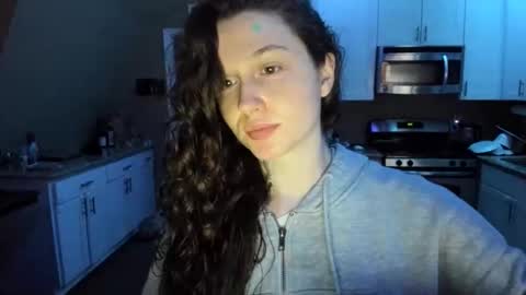 amberkinsley online show from May 22, 2026, 5:47 am