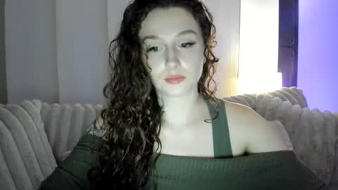 amberkinsley online show from July 2, 2026, 5:35 am