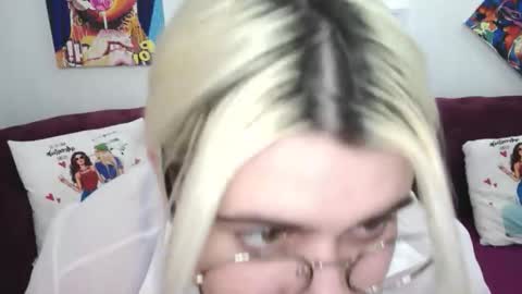 Amber online show from November 13, 2025, 4:33 am