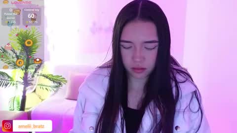 AMELIA online show from December 18, 2025, 11:38 am