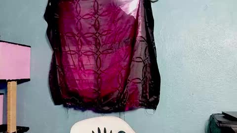 Snapshot of ameli_and_lucas chatting on November 9, 2025, 3:32 pm Amelia Lucas online show from November 9, 2025, 3:32 pm