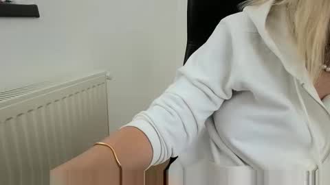 Beatrice online show from January 9, 2026, 11:35 am