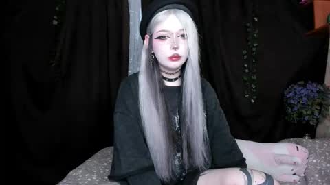 Snapshot of amelia__miller chatting on November 13, 2025, 12:15 pm Amelia online show from November 13, 2025, 12:15 pm