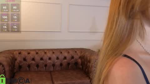 AMELIA online show from October 19, 2025, 11:55 am