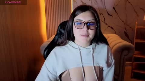 amelia_grace_tf online show from June 20, 2026, 1:47 pm