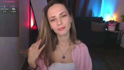 amelia_meili online show from March 15, 2026, 1:17 pm