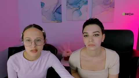 amelia_sun1 online show from June 27, 2026, 12:22 pm
