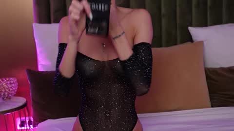 Amelia online show from October 8, 2025, 3:37 am