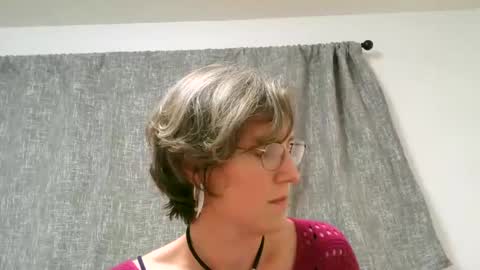 Snapshot of ameliaishka chatting on September 30, 2025, 3:11 am Ameliaishka online show from September 30, 2025, 3:11 am