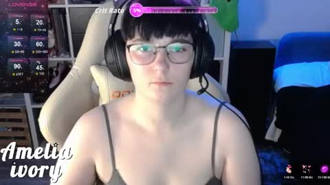 ameliaivory online show from May 18, 2026, 1:24 am