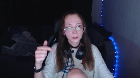 Amelia online show from October 6, 2025, 9:12 pm