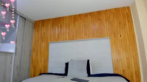 Daniela online show from November 8, 2025, 12:38 pm